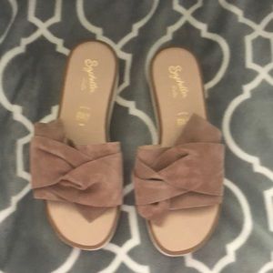 Seychelles Coast Slides in Rose Suede